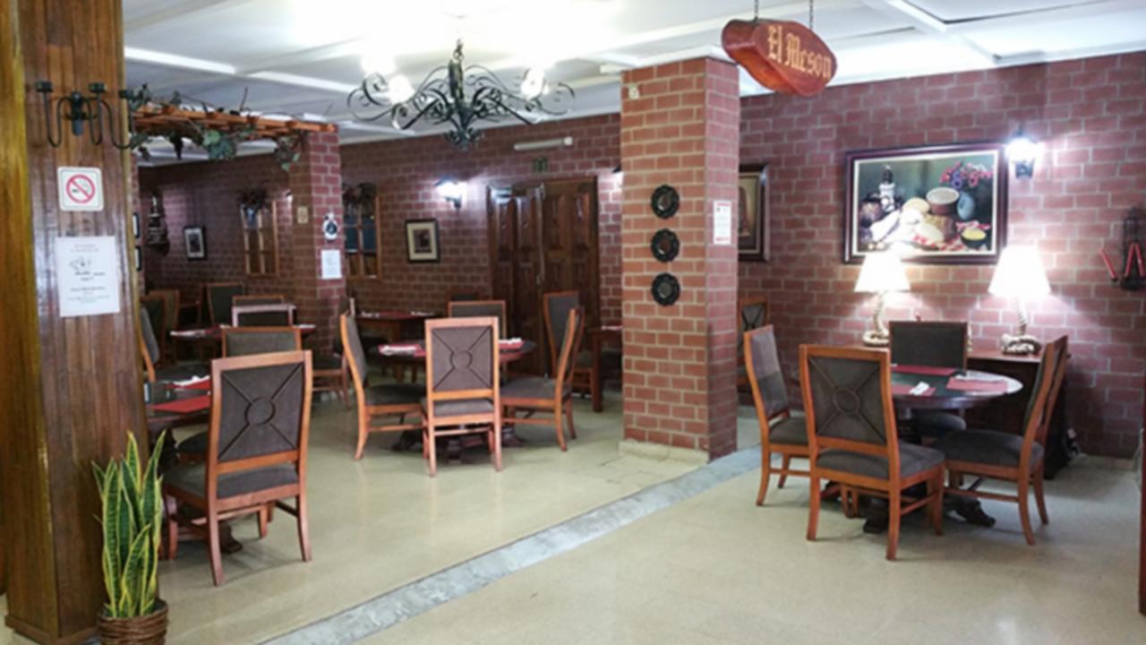 Hotel Rex Chitré エクステリア 写真