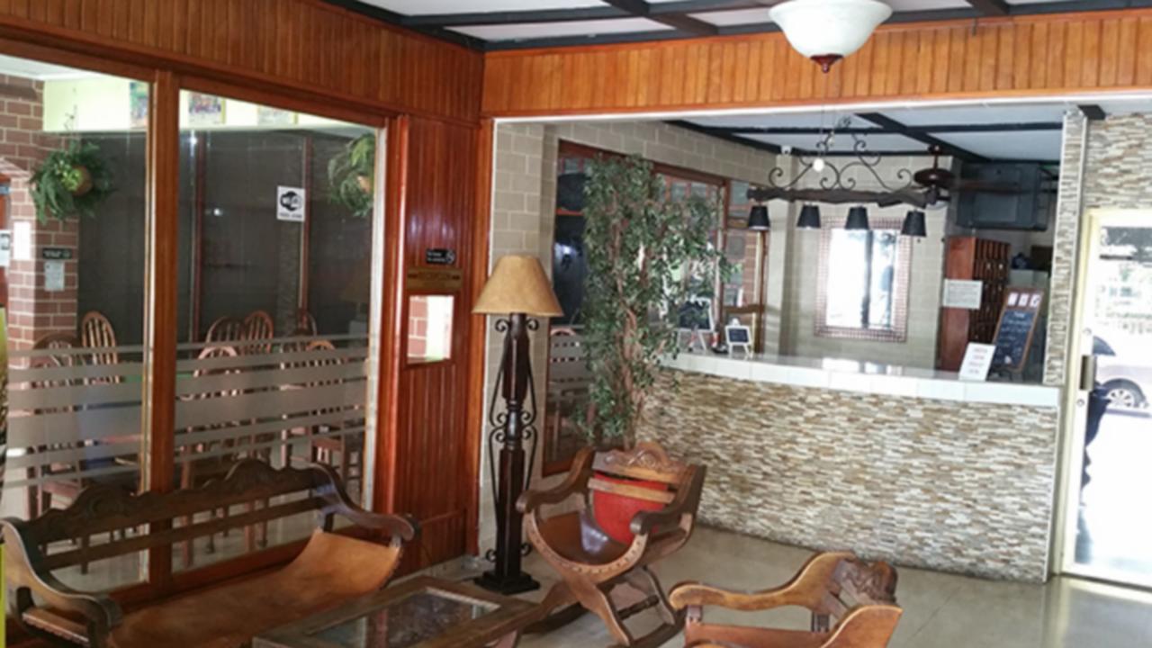 Hotel Rex Chitré エクステリア 写真