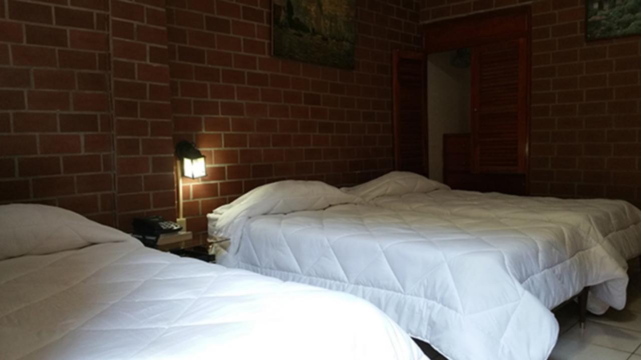 Hotel Rex Chitré エクステリア 写真